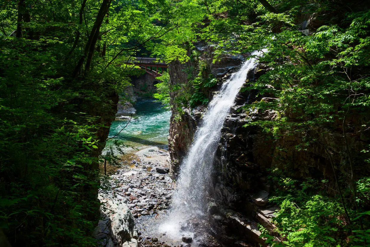 虹見の滝