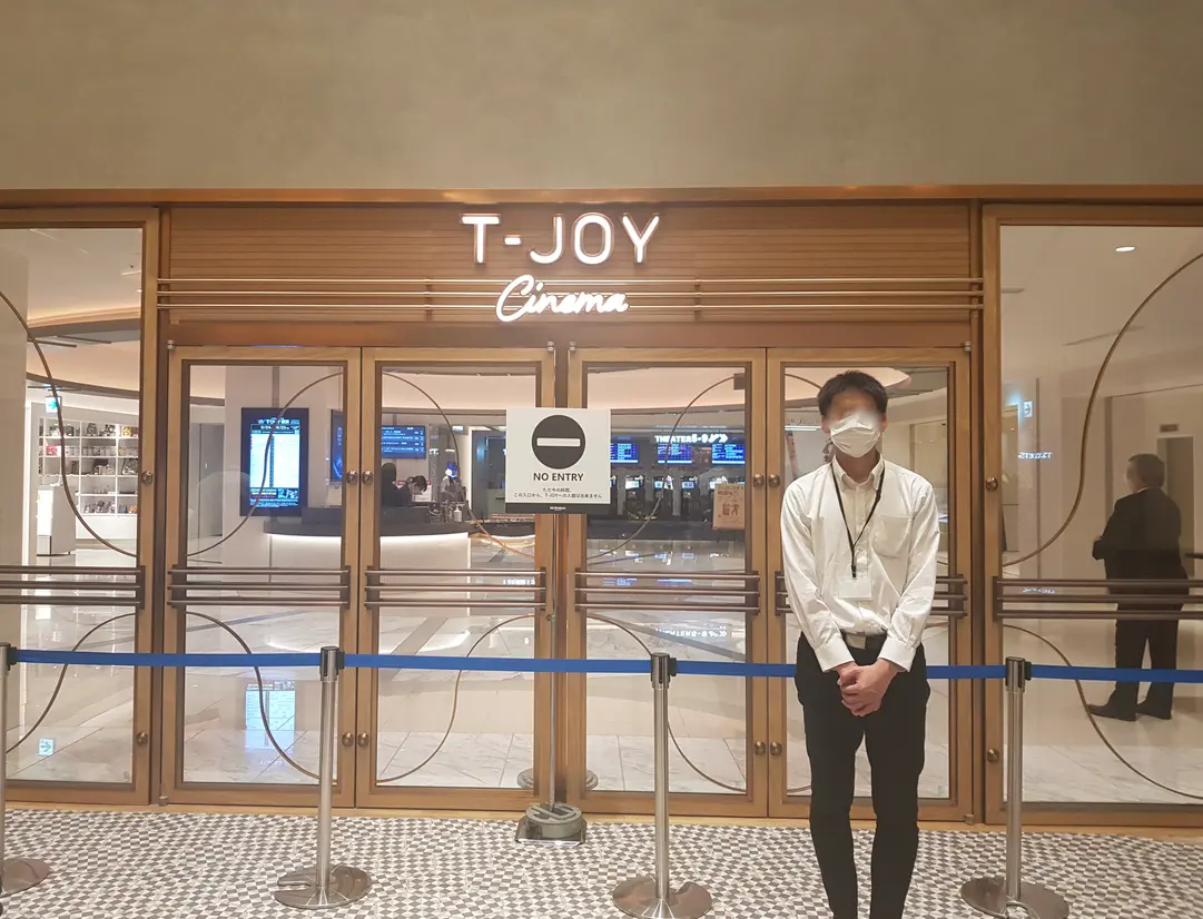 T・ジョイ 入り口