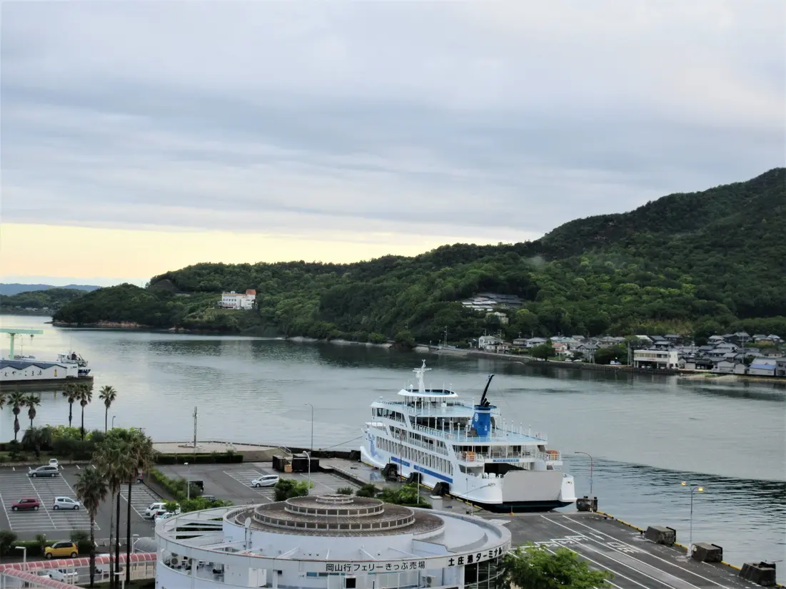 土庄港