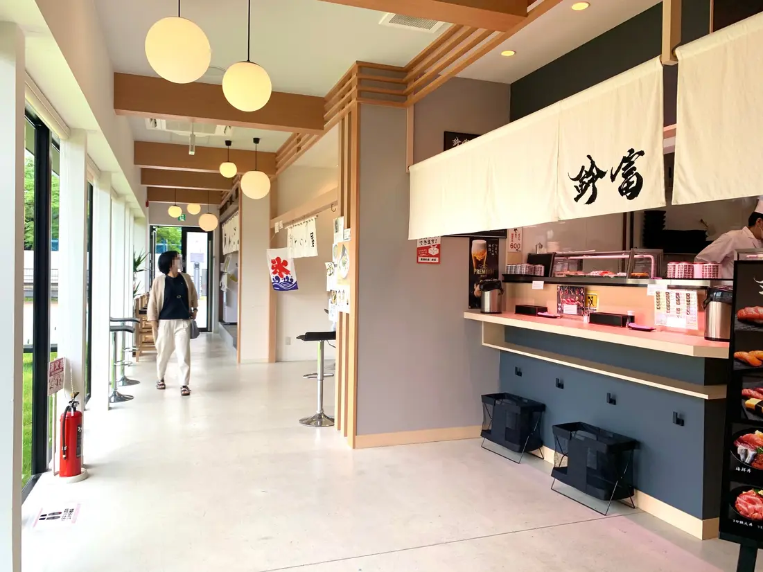 豊洲場下町（フードホール棟）内観