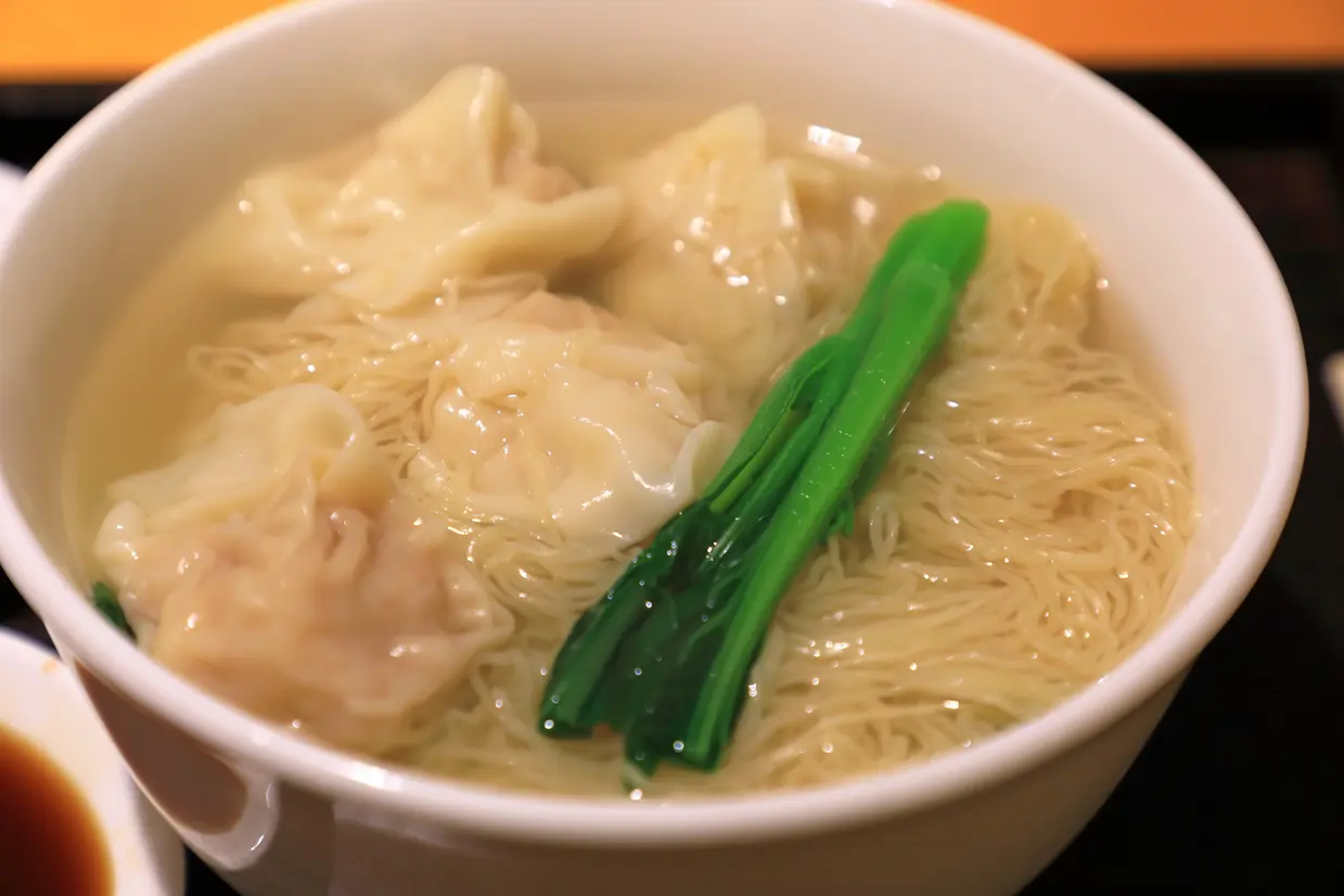 ワンタン麺