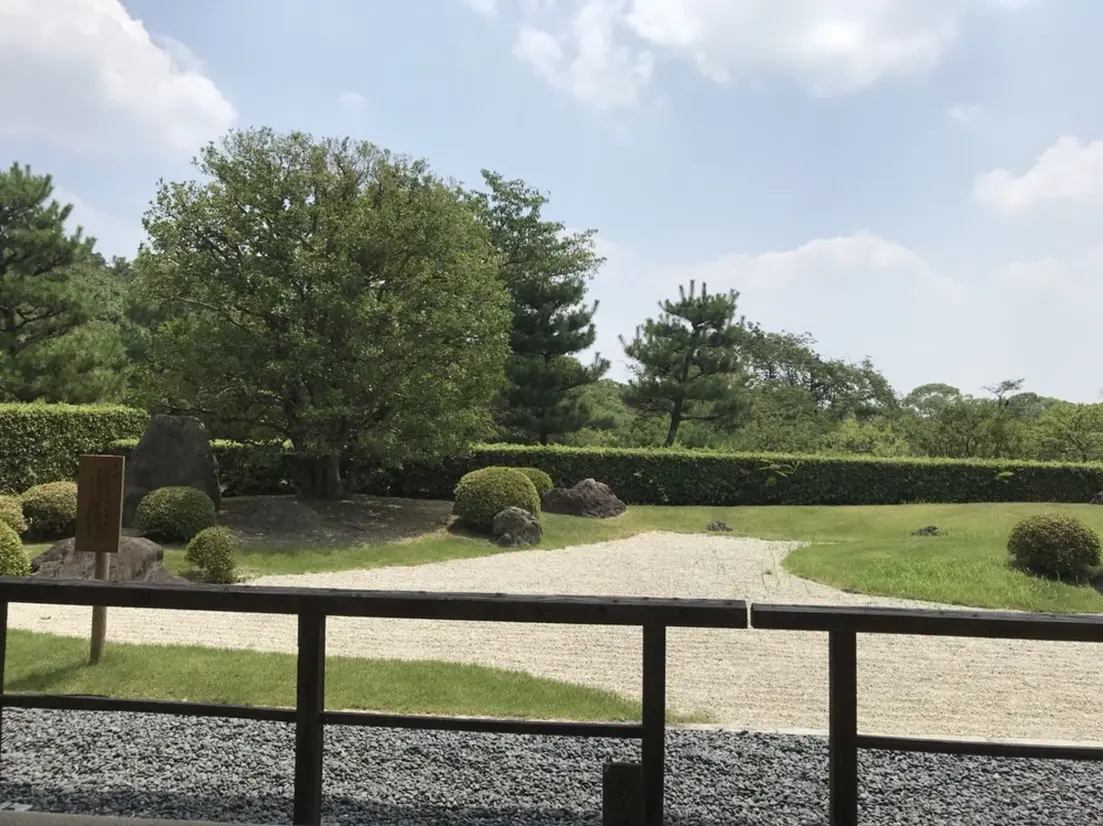 中世庭園地区