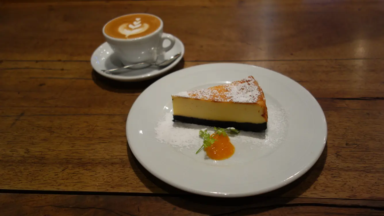 「Sarasvati（サラスヴァティ）」ケーキセット