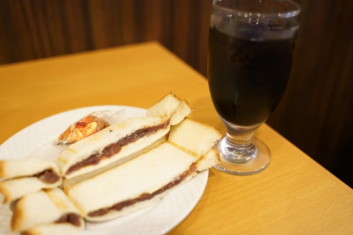 モーニング喫茶リヨン　小倉あんプレスサンド