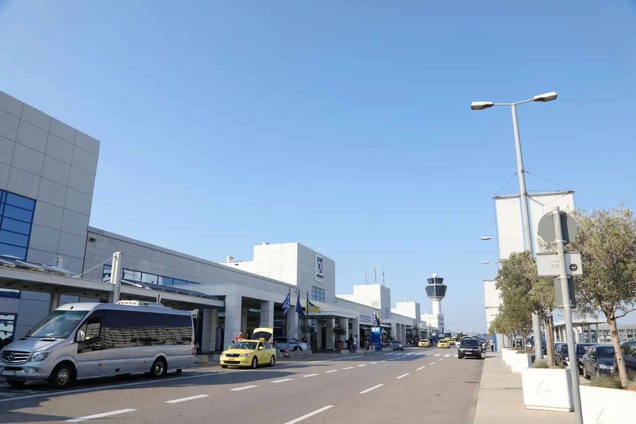 アテネ国際空港
