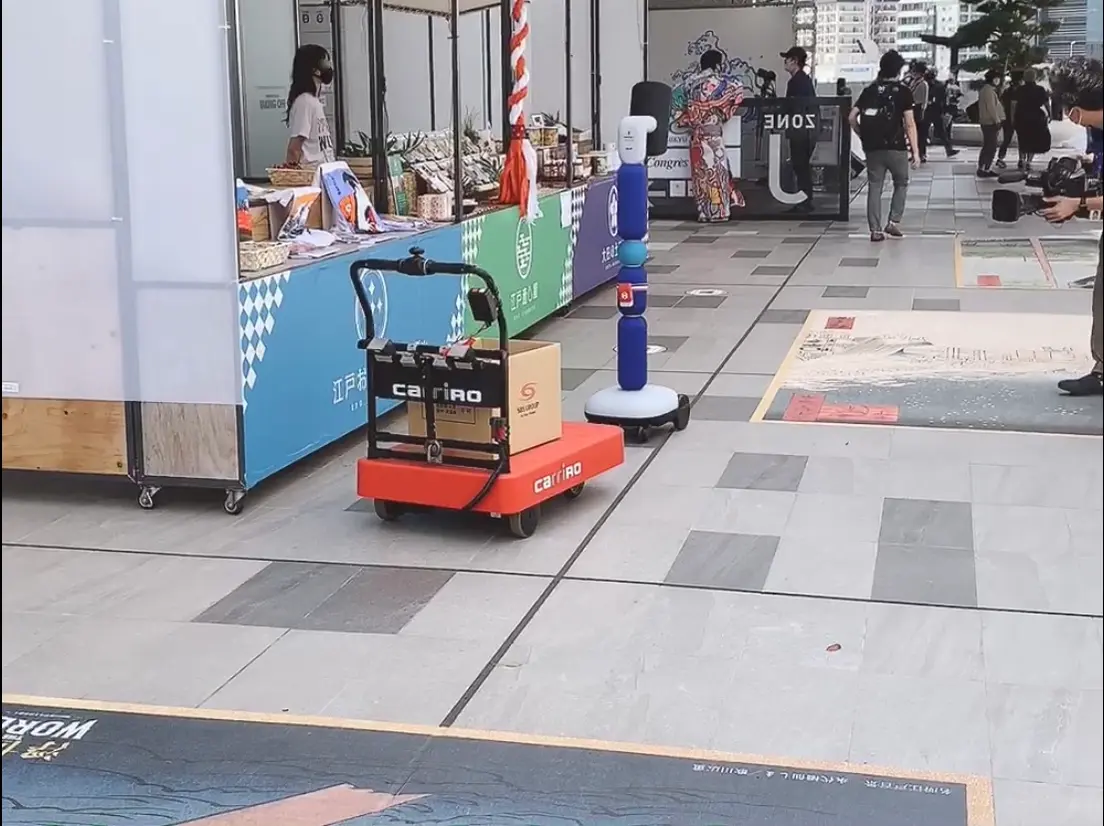 配送ロボットとの連携の様子