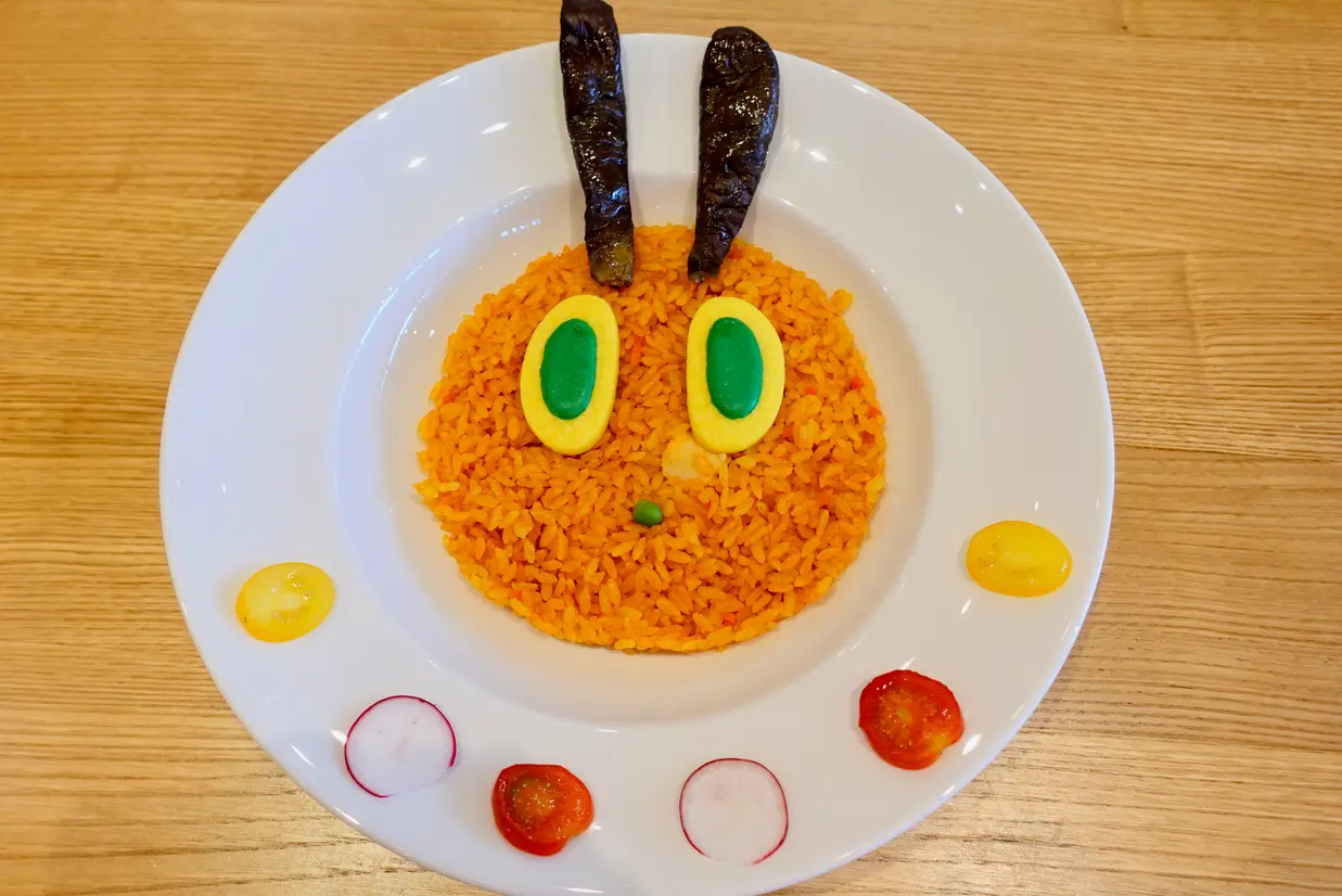 はらぺこあおむしのチキンライス