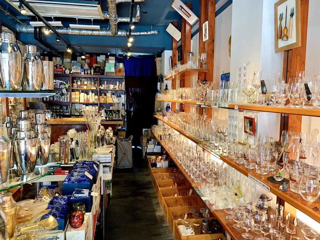 グラスファクトリー創吉 店内