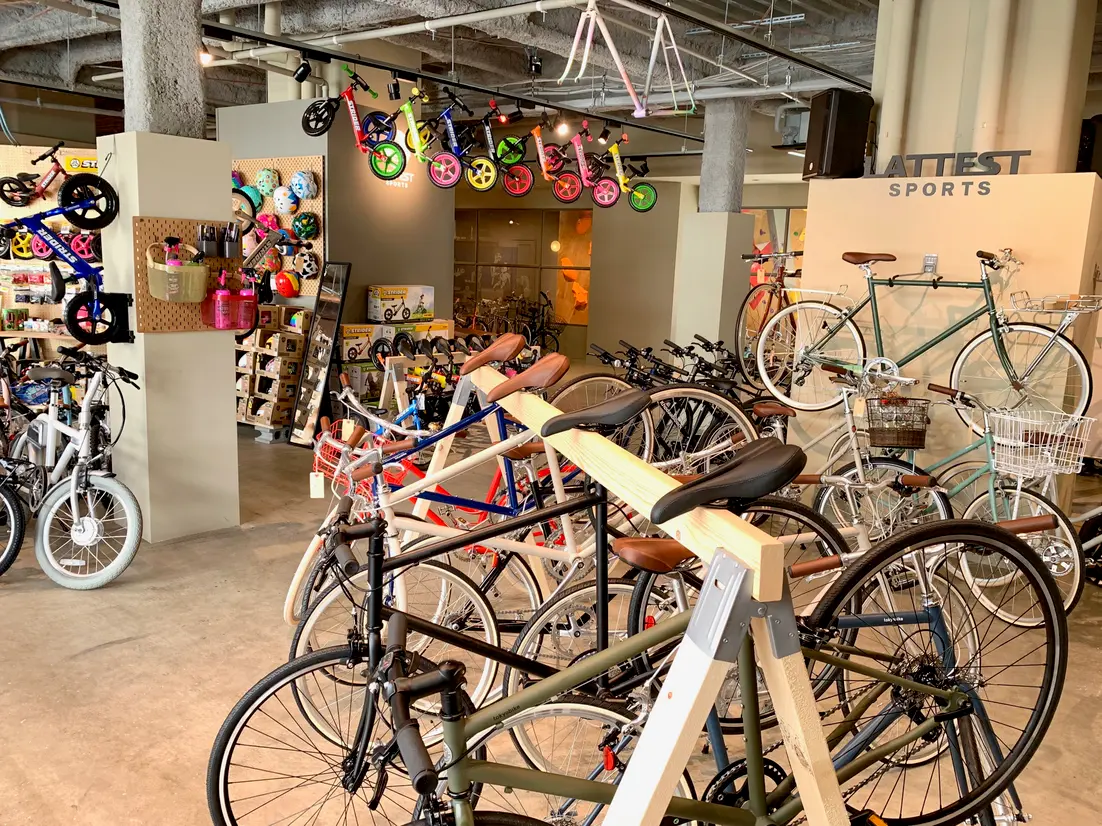 サイクルショップ「LATTEST BIKE」