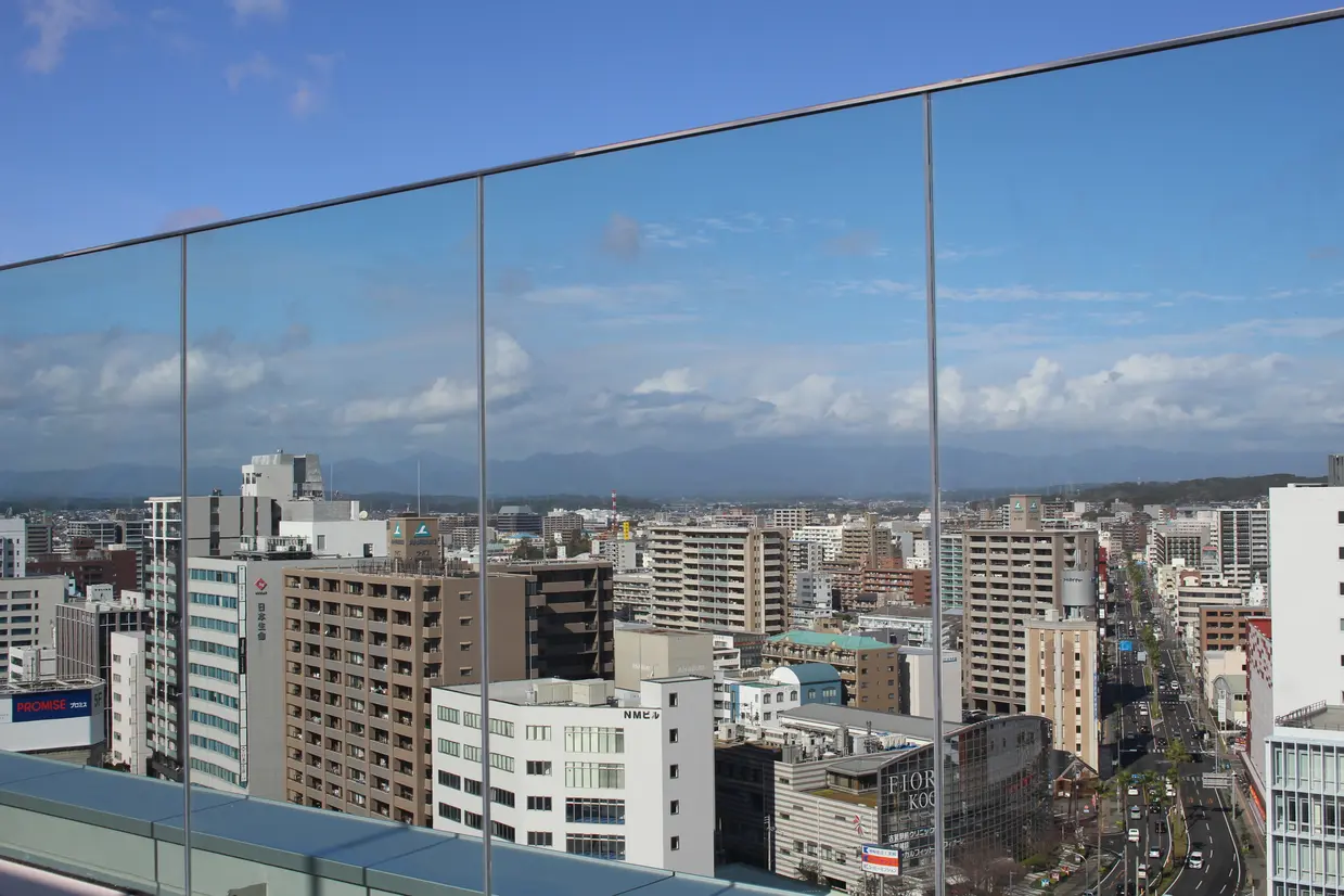 アミュそらから見た宮崎市街地