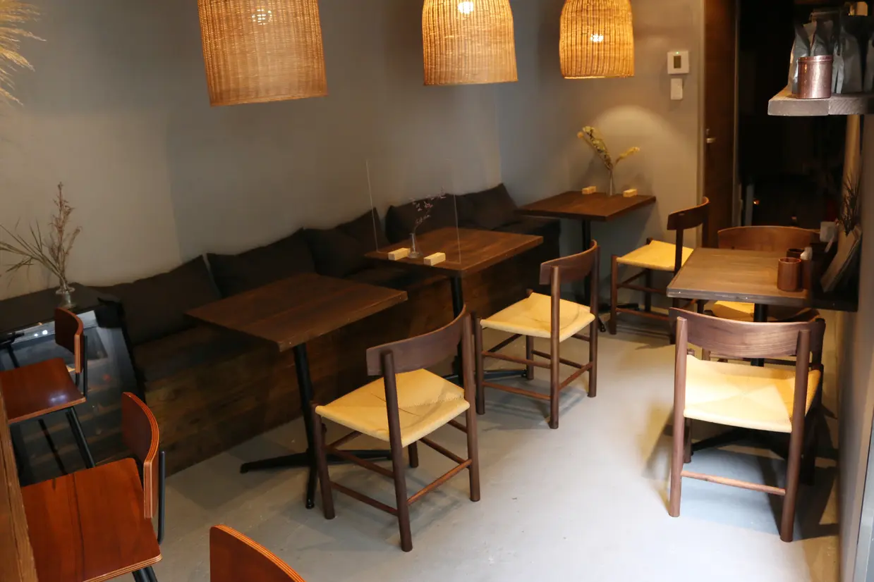 ADIの店内