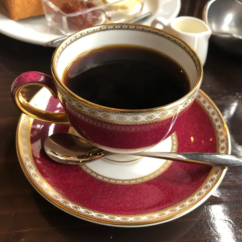  コーヒー通にぜひおすすめしたいのがマスター厳選の「アチェ タケンゴン」(750円)