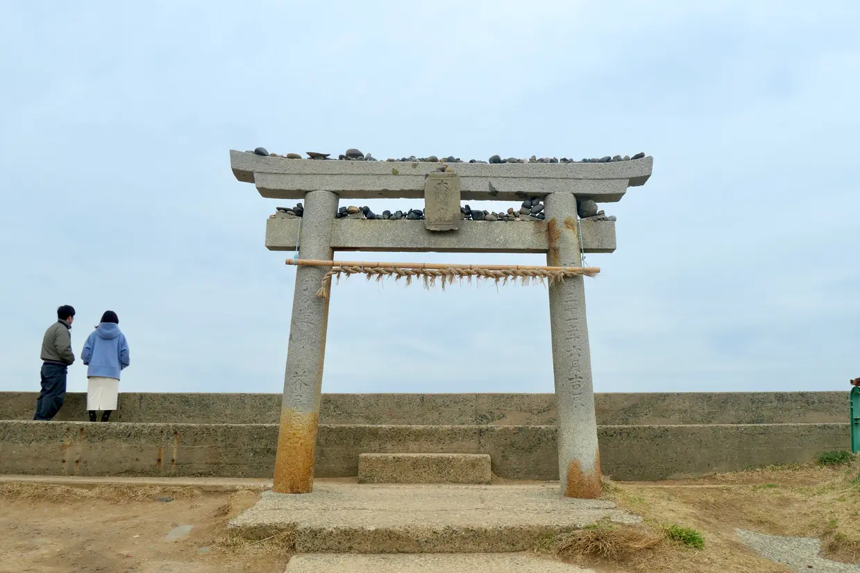 海へと続く鳥居