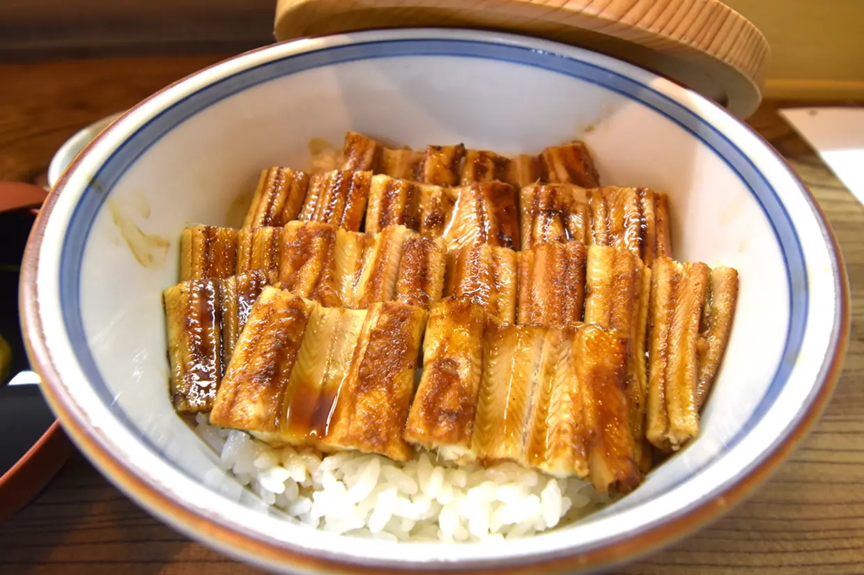 「ふじたや」のあなごめし