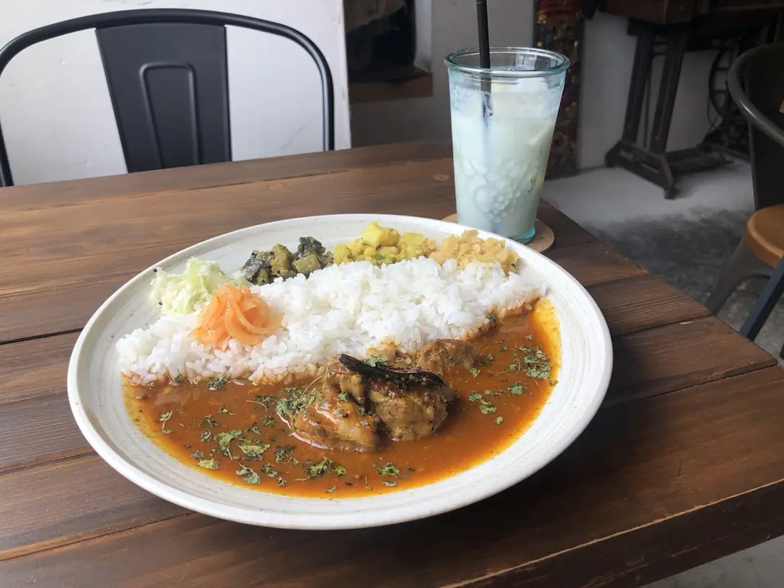 MEGANECURRY チキンカレー