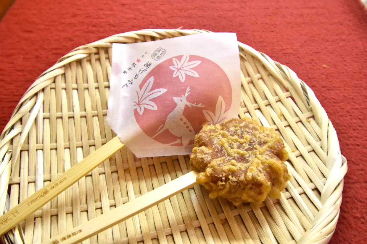 揚げもみじまんじゅう