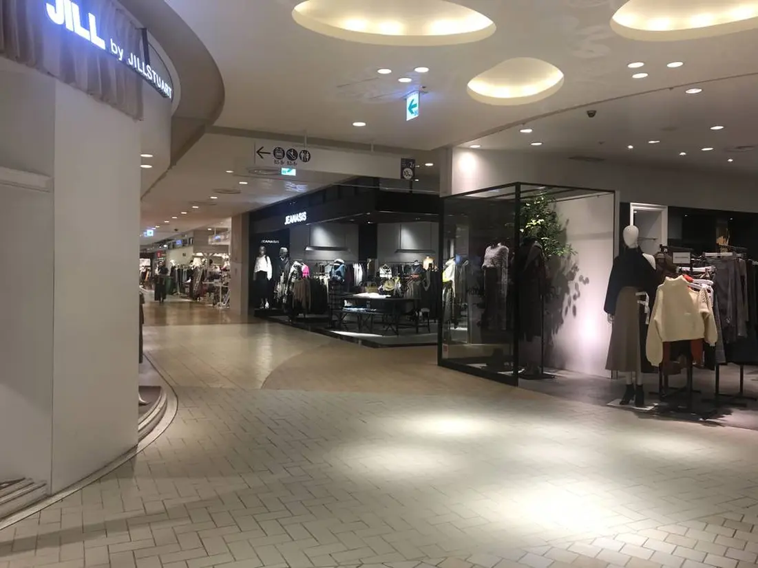 ファッションゾーン
