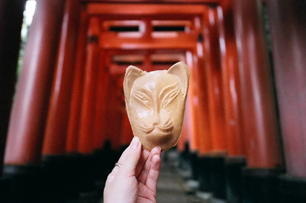総本家いなりや「きつね煎餅」