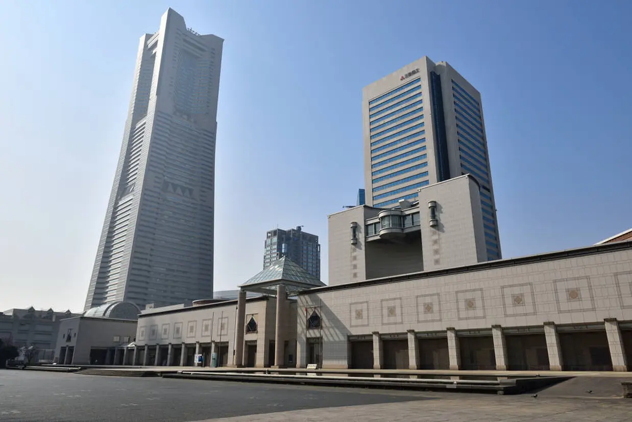 横浜美術館
