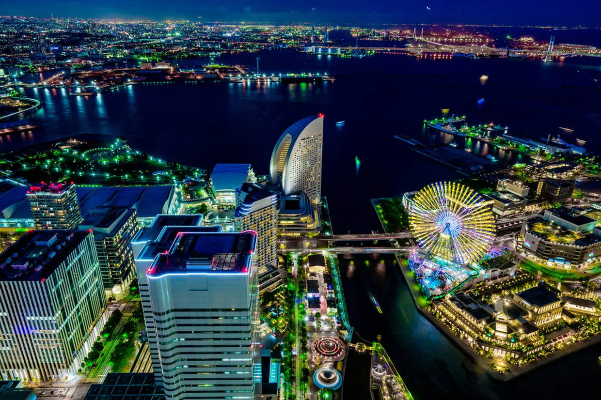 ランドマークタワーからの夜景