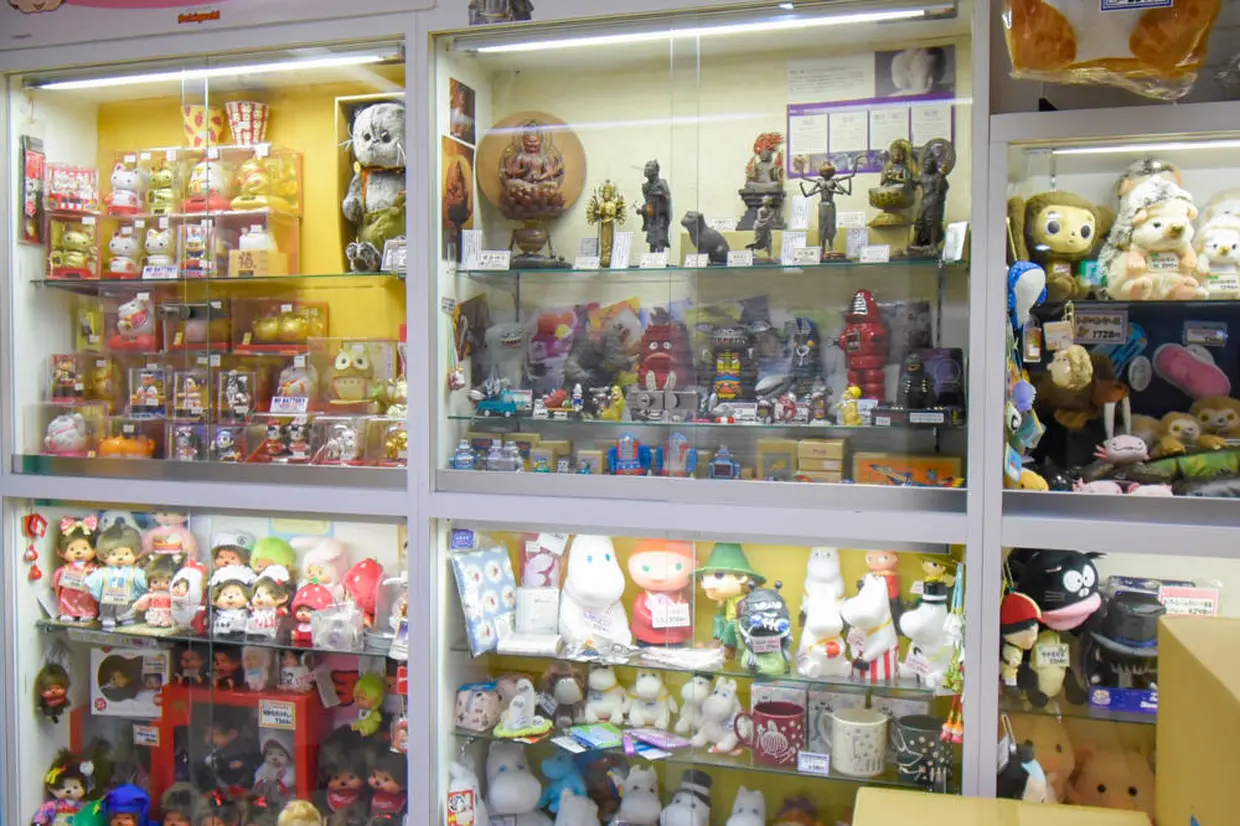 フィギュア等の販売