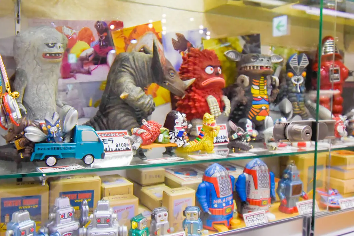 フィギュア等の販売
