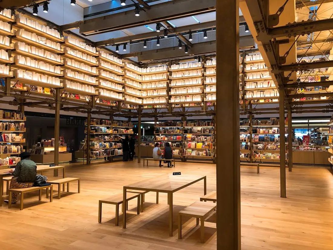 蔦屋書店