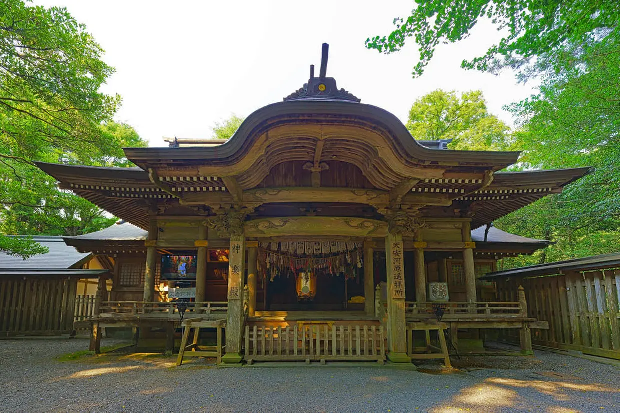 天岩戸神社