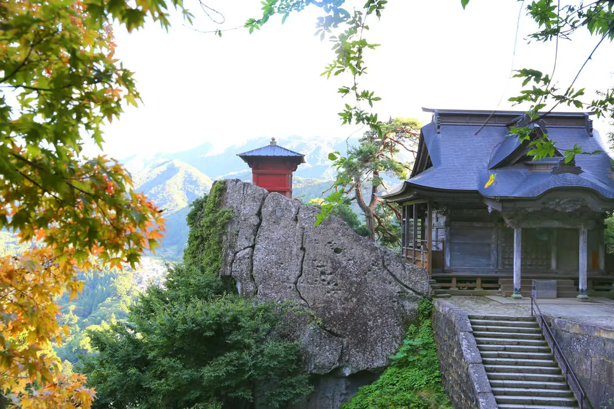 宝珠山立石寺