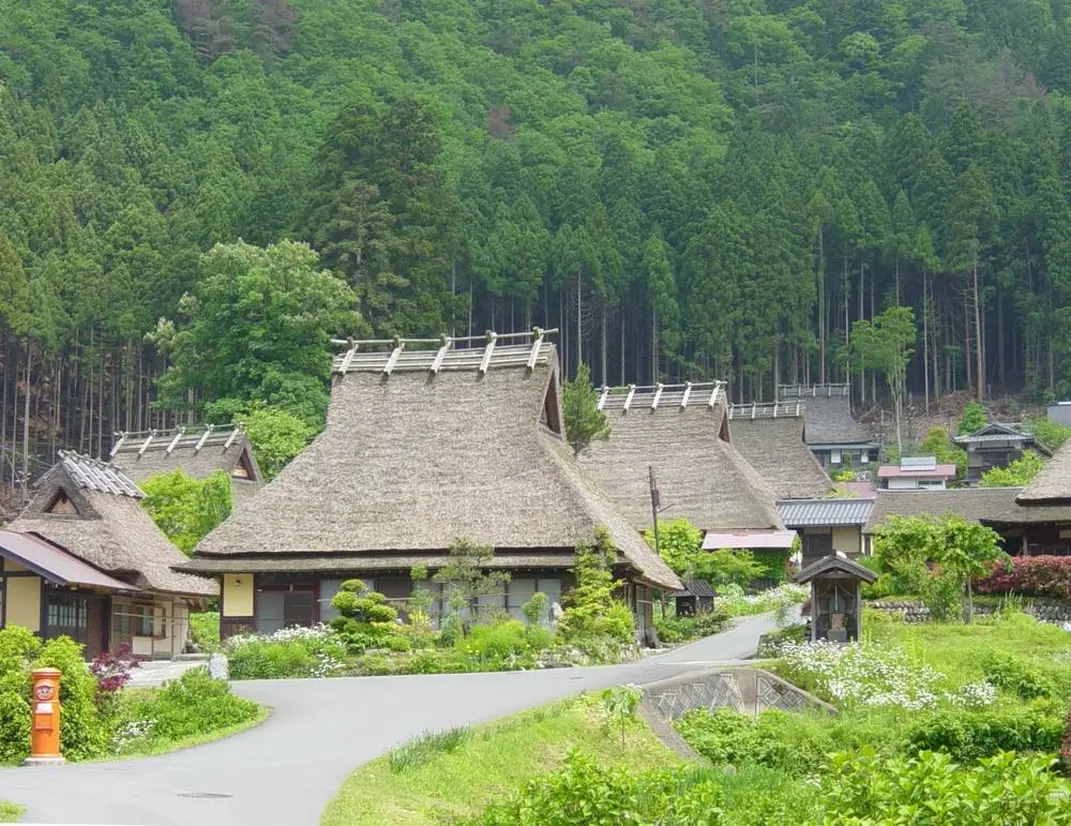 かやぶきの里（提供：南丹市美山観光まちづくり協会）