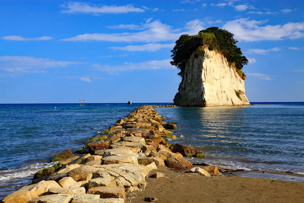 見附島(軍艦島)