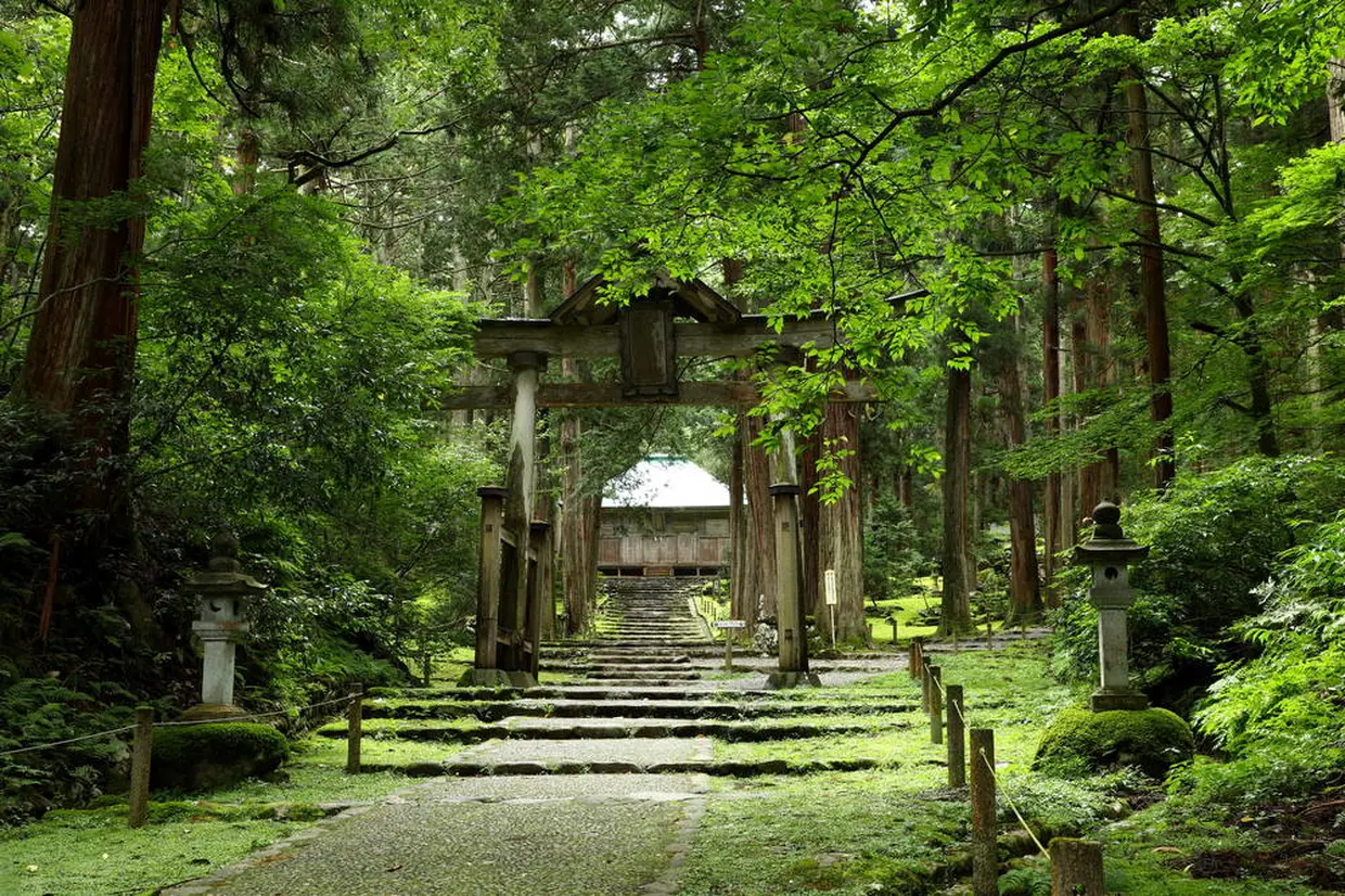 平泉白山神社