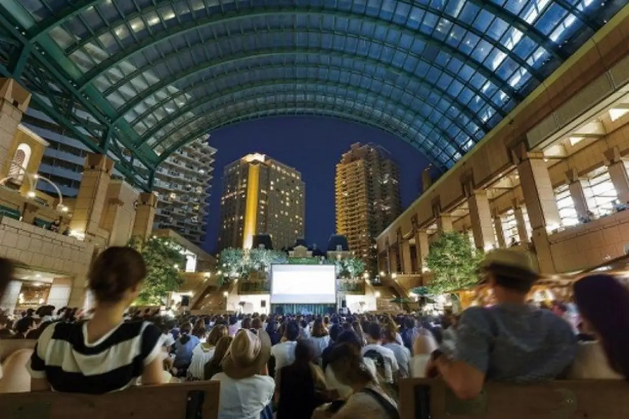 恵比寿で大人のピクニック!「YEBISU GARDEN PICNIC」で映画上映会やライブを開催