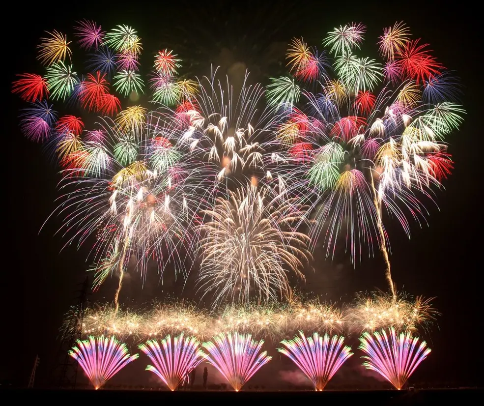 湖畔に1万8千発の花火が打ち上がる!「佐倉花火フェスタ2018」開催