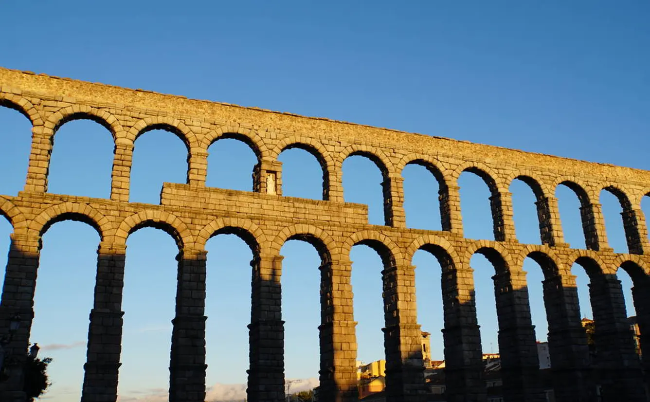 スペインってどんなところ？おすすめの楽しみ方や州別観光スポットを紹介！のカバー画像