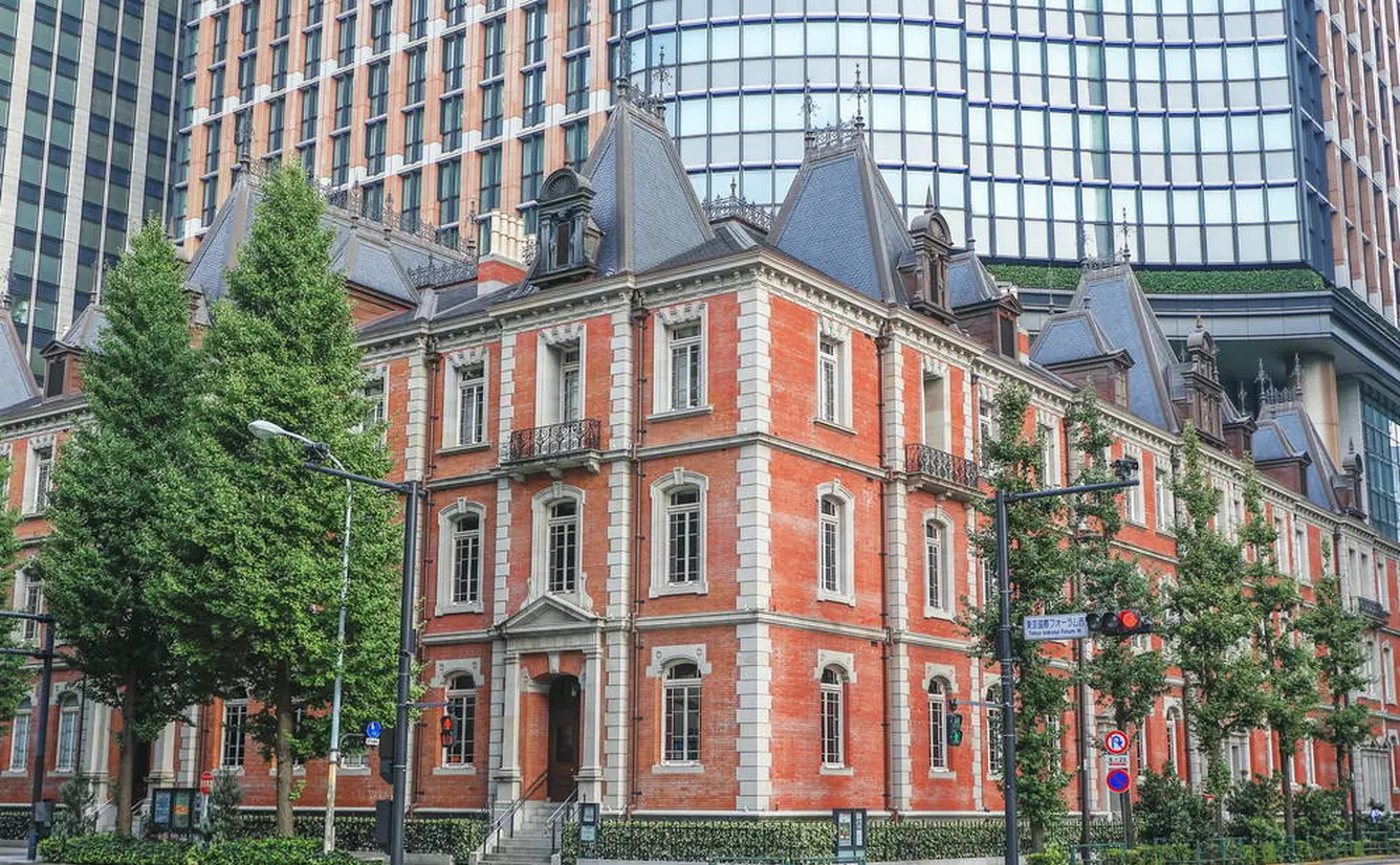 【三菱一号館美術館の楽しみ方完全ガイド】歴史感じる空間でアートに酔いしれよう！のカバー画像