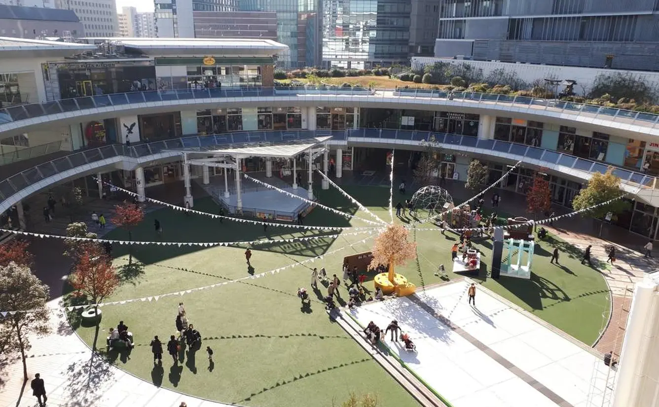 【ラゾーナ川崎の楽しみ方完全ガイド】川崎駅西口のランドマークの最新情報と楽しみ方を徹底解剖！のカバー画像