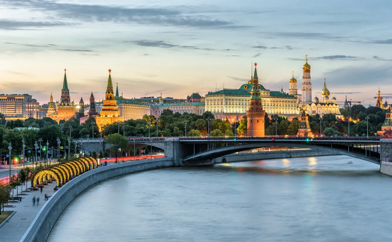 【ロシア観光スポット紹介】人気のお土産や旅行に役立つ情報満載！おすすめスポット24選のカバー画像