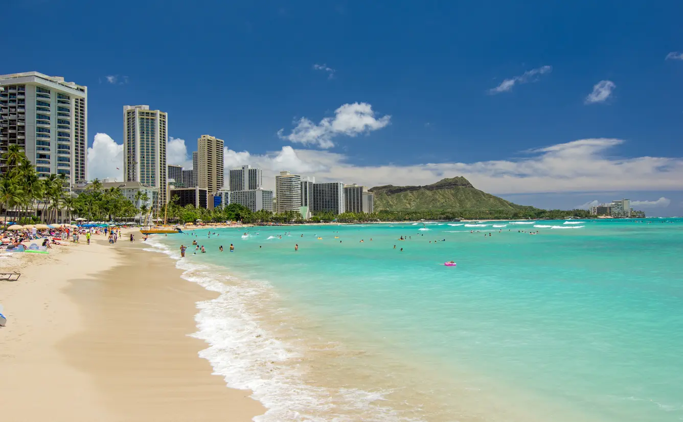 ハワイ旅行のベストシーズンは4〜9月！おすすめ時期と理由を詳しく解説のカバー画像