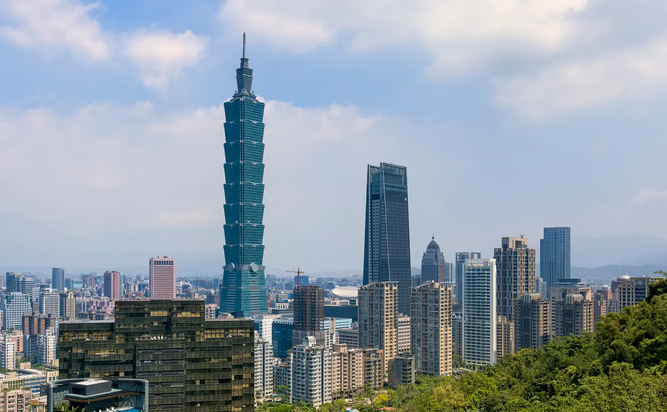 【象山】頂上からの絶景は格別！台北の登山スポットのカバー画像
