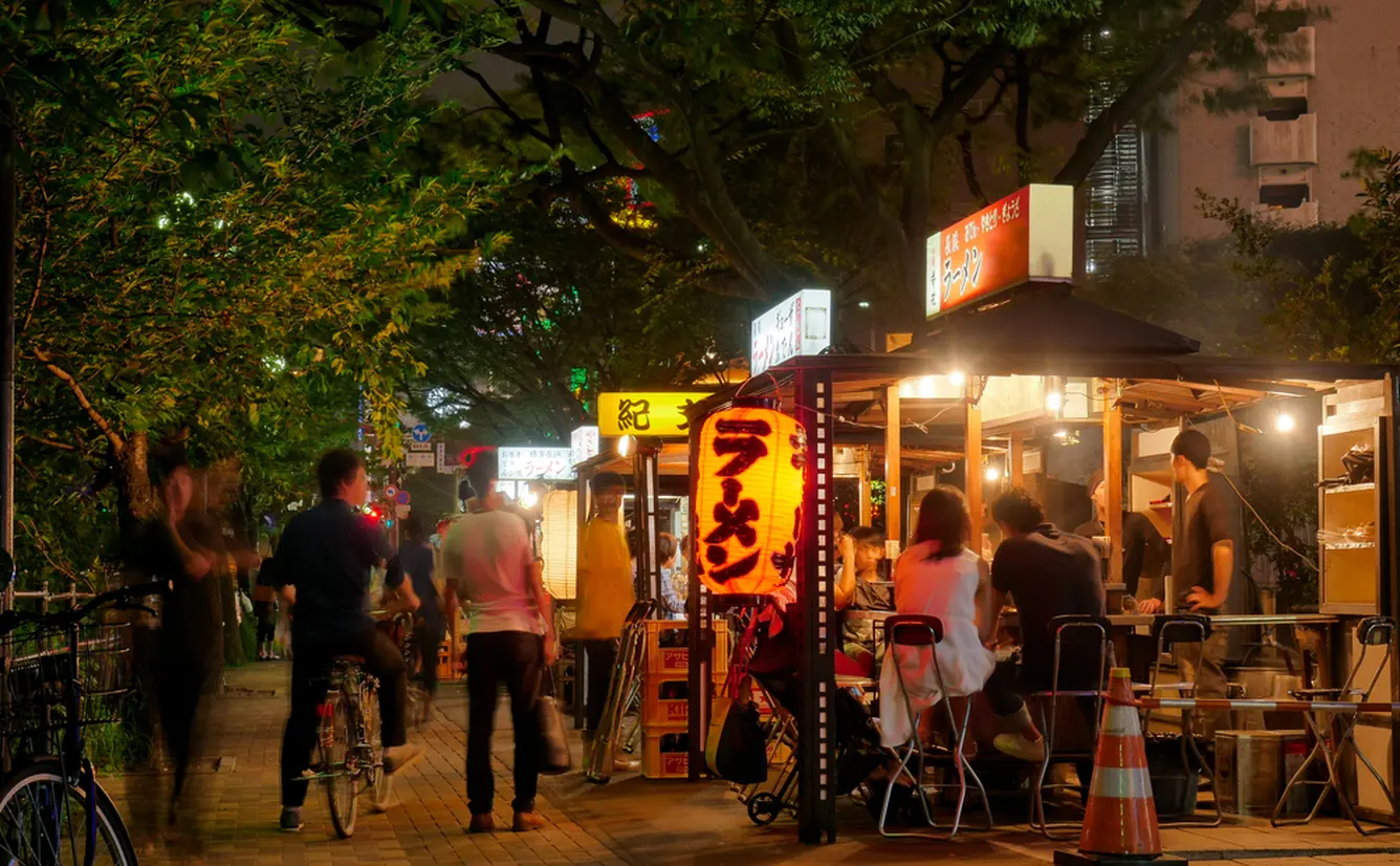 【博多屋台楽しみ方完全ガイド】ディープで楽しい博多の夜を過ごしたいならのカバー画像