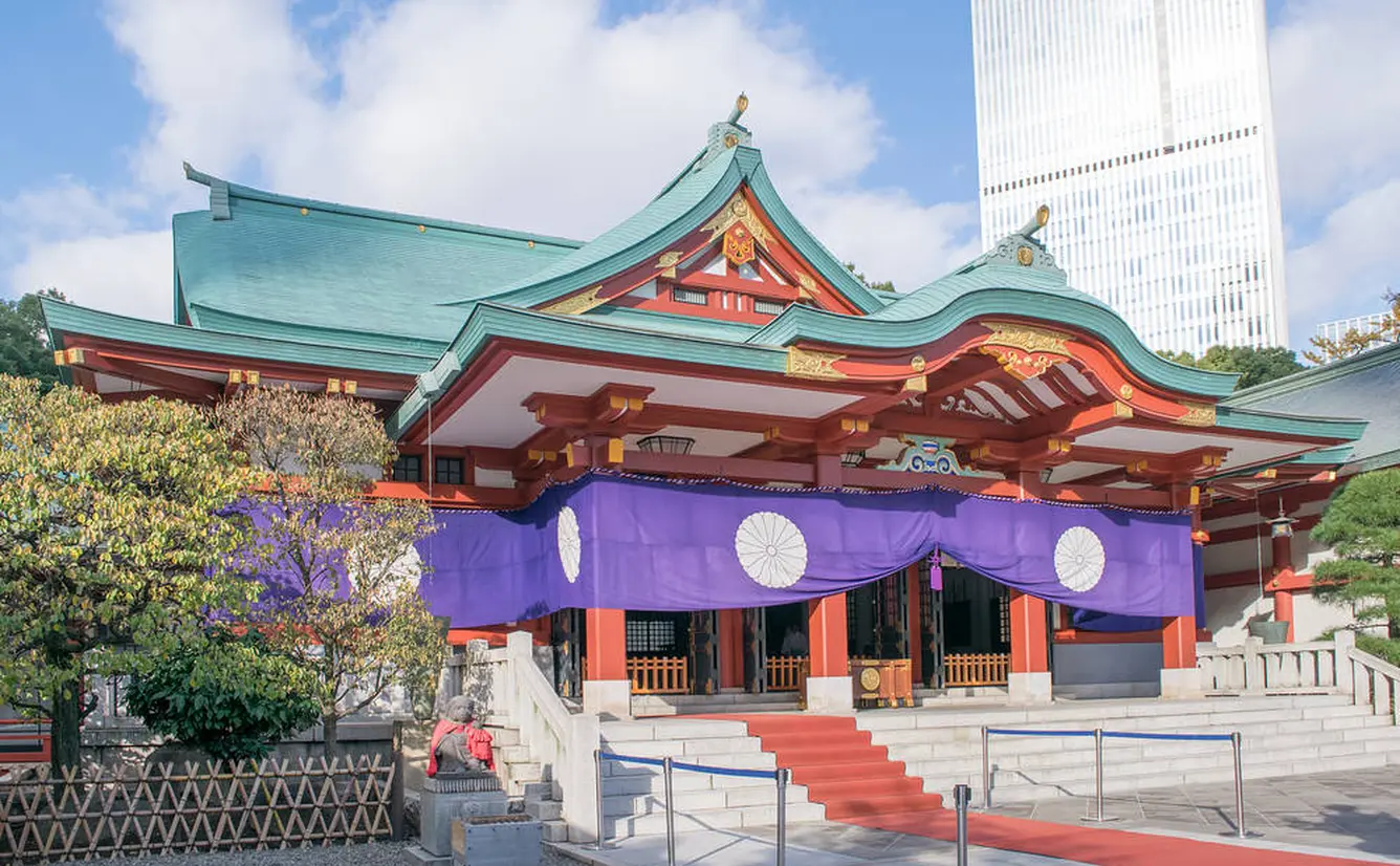 【日枝神社の楽しみ方完全ガイド】勝るパワーで仕事運と恋愛運を引き寄せる！のカバー画像