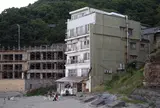 バグース