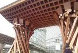 金沢駅～世界で最も美しい駅に選定！