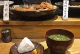 女とみそ汁