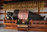 大乗教　大釈迦涅槃像
