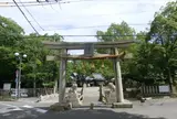 泉穴師神社