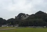 深岩