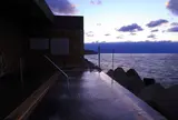 波の湯茜