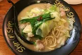 博多らーめん ShinShin天神本店